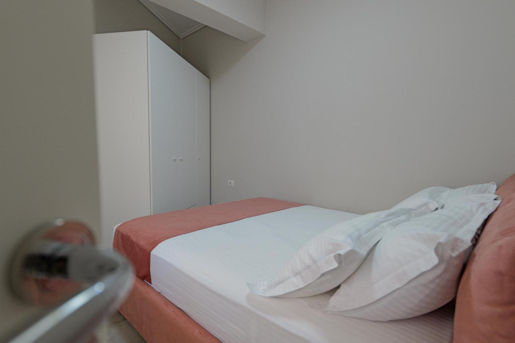 Costa Verde Suites Saranda Exterior photo